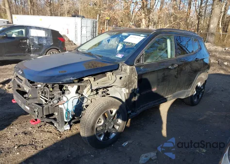 2018 Jeep Compass Trailhawk 4X4 from USA, damaged, VIN 3C4NJDDB9JT366582